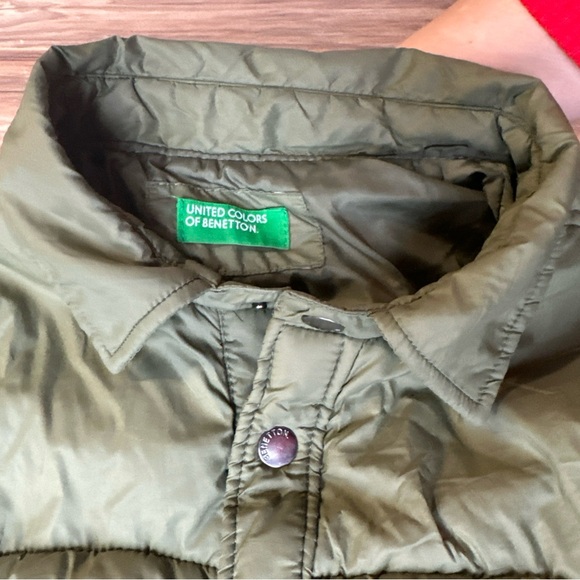 United Colors of Benetton Lightweight Packable puffer Coat Jacket Green Small - Picture 2 of 9